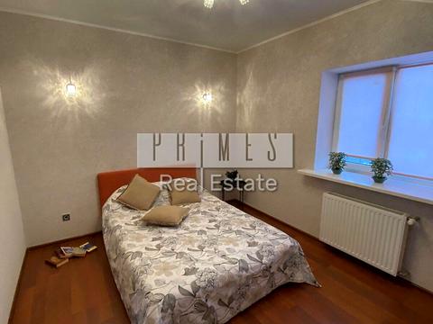 будинок за адресою Вишнева вул.