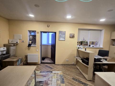 коммерческая по адресу Васильковая ул., 30