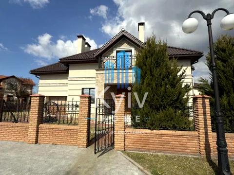 будинок за адресою вул. Велика Набережна, 41