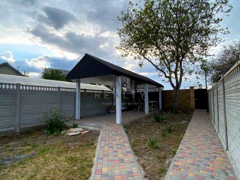 будинок за адресою Щаслива вул.