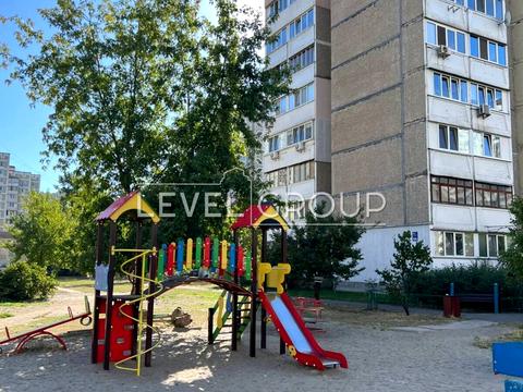 квартира за адресою Рональда Рейгана вул., 44-А
