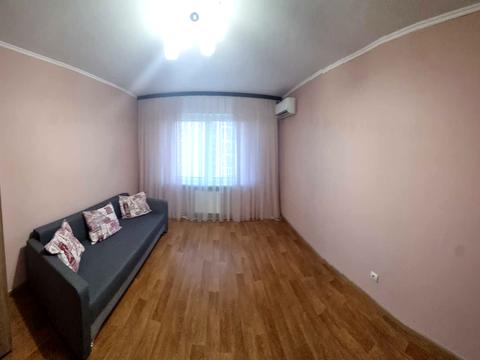 квартира за адресою Софії Русової вул., 5-Б