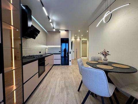 квартира за адресою Петра Маланюка вул., 13