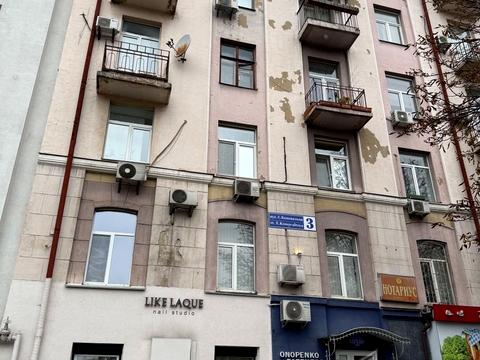 квартира за адресою Євгена Коновальця вул. (Щорса), 3