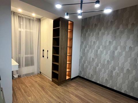 квартира по адресу Высочана ул., 18