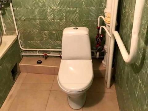квартира за адресою Коновальця вул., 6