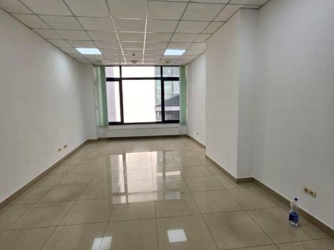 комерційна за адресою Івано-Франківськ, Тичини вул., 7