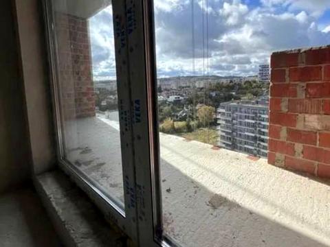 квартира за адресою Топольна вул., 4