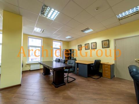 комерційна за адресою Саксаганського вул., 119