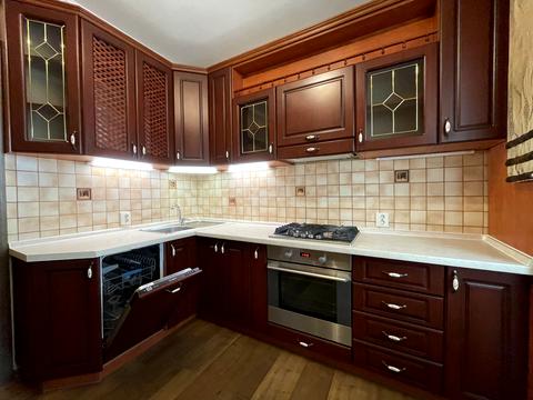 квартира за адресою Святоюріївська, 32