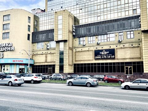 комерційна за адресою Харківське шосе, 19