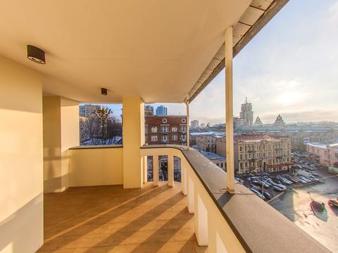 квартира по адресу Круглоуниверситетская ул., 2/1