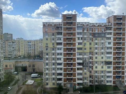 квартира по адресу Червоной Калины просп. (Владимира Маяковского), 38-Б