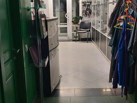 комерційна за адресою 200-річчя Кривого Рогу просп., 9