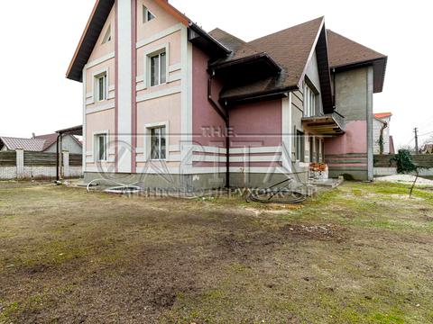 будинок за адресою Центральна вул.