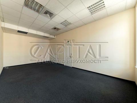 комерційна за адресою Ярославів Вал вул., 38