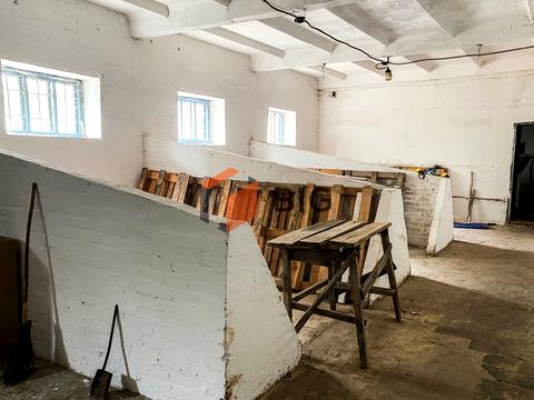 комерційна за адресою Центральна, 22