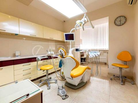 комерційна за адресою Оболонський просп., 11
