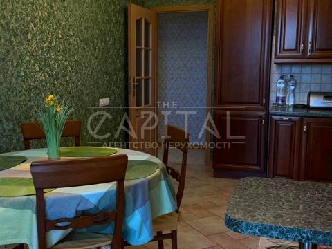 квартира за адресою Панаса Мирного вул., 28-А