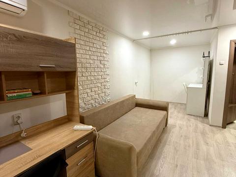 квартира за адресою Космодромна вул., 2