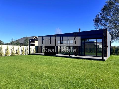 будинок за адресою Вишнева вул.