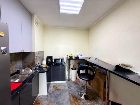 комерційна за адресою Соборності просп. (Возз'єднання), 30