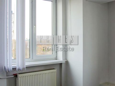 комерційна за адресою Героїв Космосу вул., 4