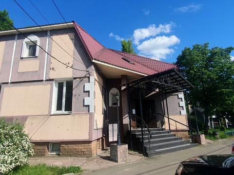 комерційна за адресою Авіаконструктора Антонова вул., 34