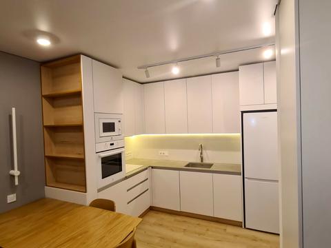 квартира за адресою Салютна вул., 2