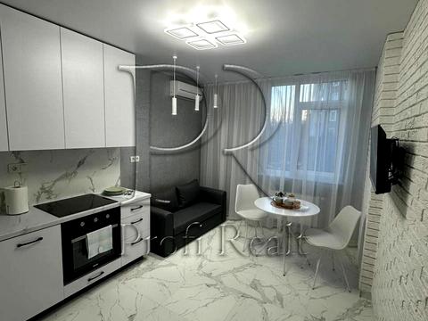 квартира по адресу Любомира Гузара просп. (Космонавта Комарова), 15