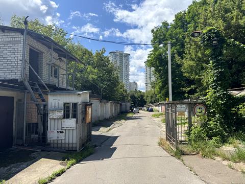 паркоместо по адресу Митрополита Василия Липковского ул. (Урицкого), 15А