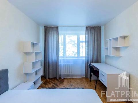 квартира за адресою Академіка Корольова вул., 10-А