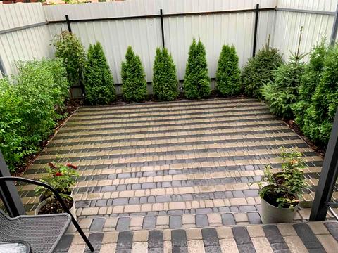 будинок за адресою Кленова вул.