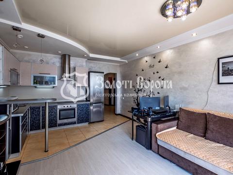 квартира за адресою Миколи Ушакова вул., 1-Б