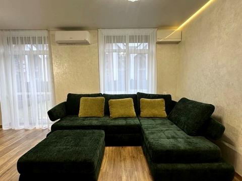 будинок за адресою 10-та Лінія вул.