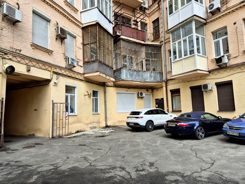 квартира за адресою Велика Васильківська вул. (Червоноармійська), 25
