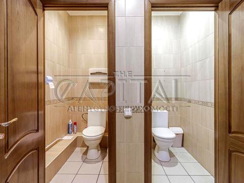 комерційна за адресою Глибочицька вул., 40