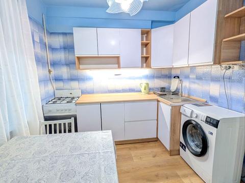 квартира за адресою Героїв полку "Азов" вул. (Маршала Малиновського), 30