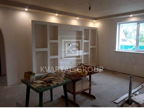 будинок за адресою Шкільна вул., 1