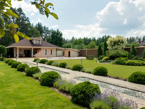 будинок за адресою с. Нещерів, Пархоменко