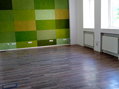 комерційна за адресою Родини Крушельницьких вул., 5