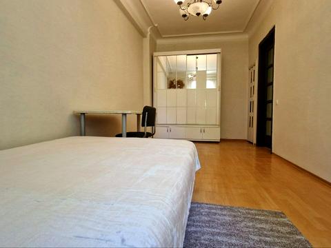 квартира за адресою Дмитра Яворницького просп. (Карла Маркса), 30