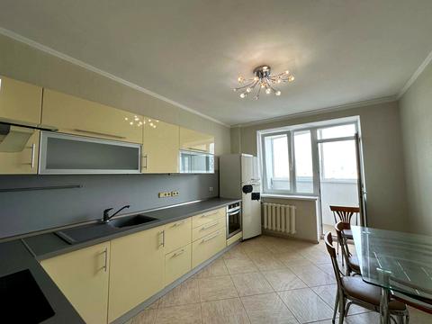 квартира по адресу Миколы Бажана просп., 12