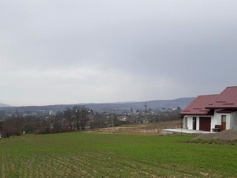 ділянка за адресою смт. Середнє, Миру