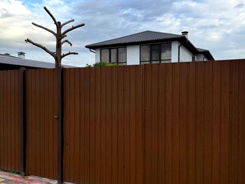 будинок за адресою Басейна