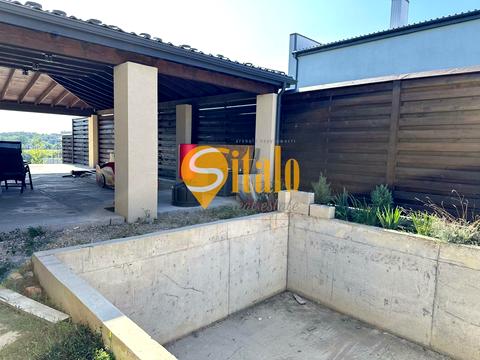 будинок за адресою Захрестова