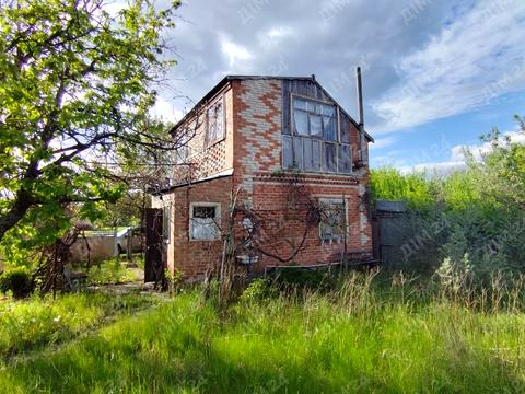 будинок за адресою центральна, 1