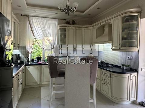 будинок за адресою Суворова вул.