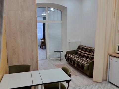 квартира за адресою Пантелеймона Куліша вул., 27