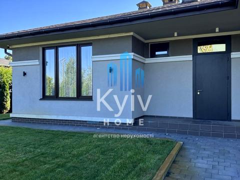 дом по адресу вул. Велика Набережна